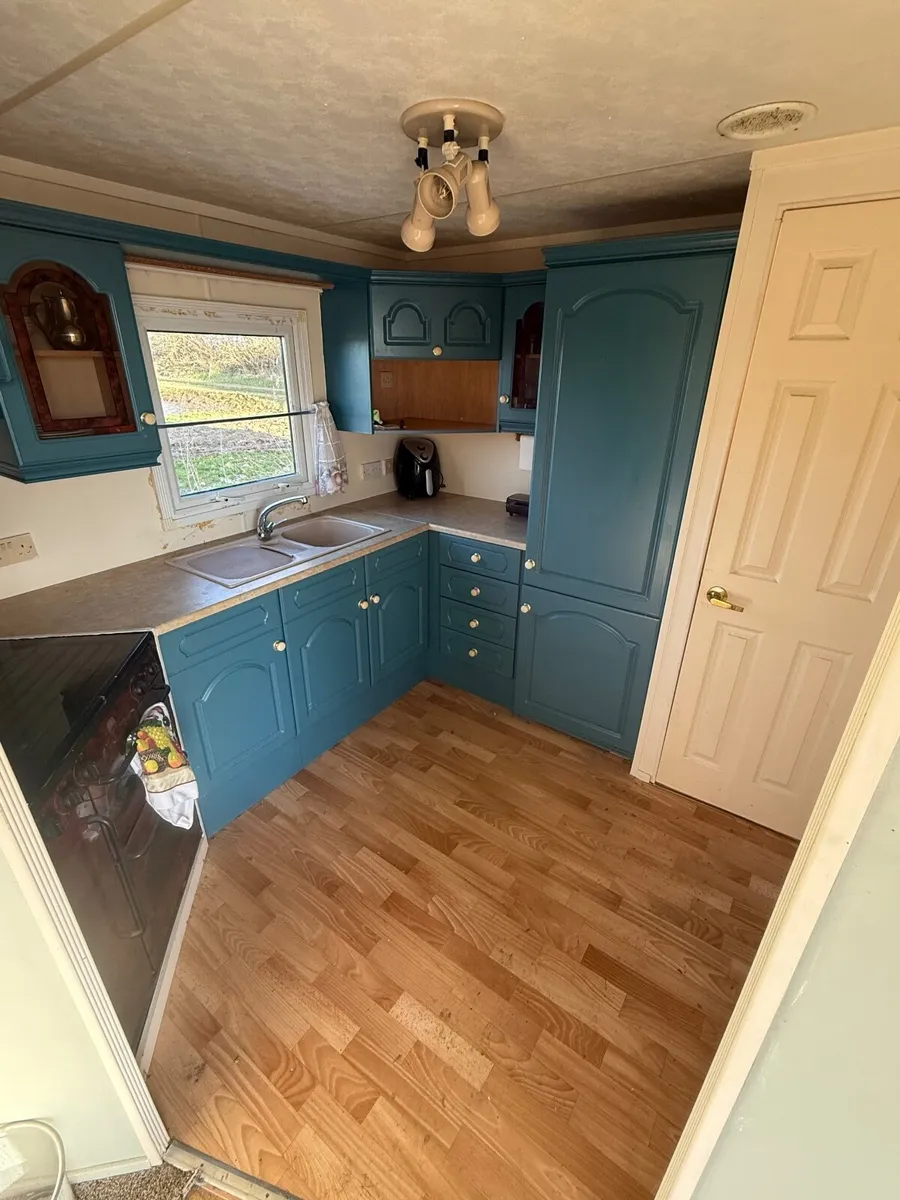 Mobile home - Image 2