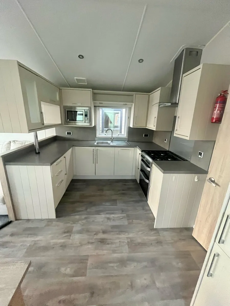 NEW ARRIVAL @ Broomfield Mobile Homes - Image 4