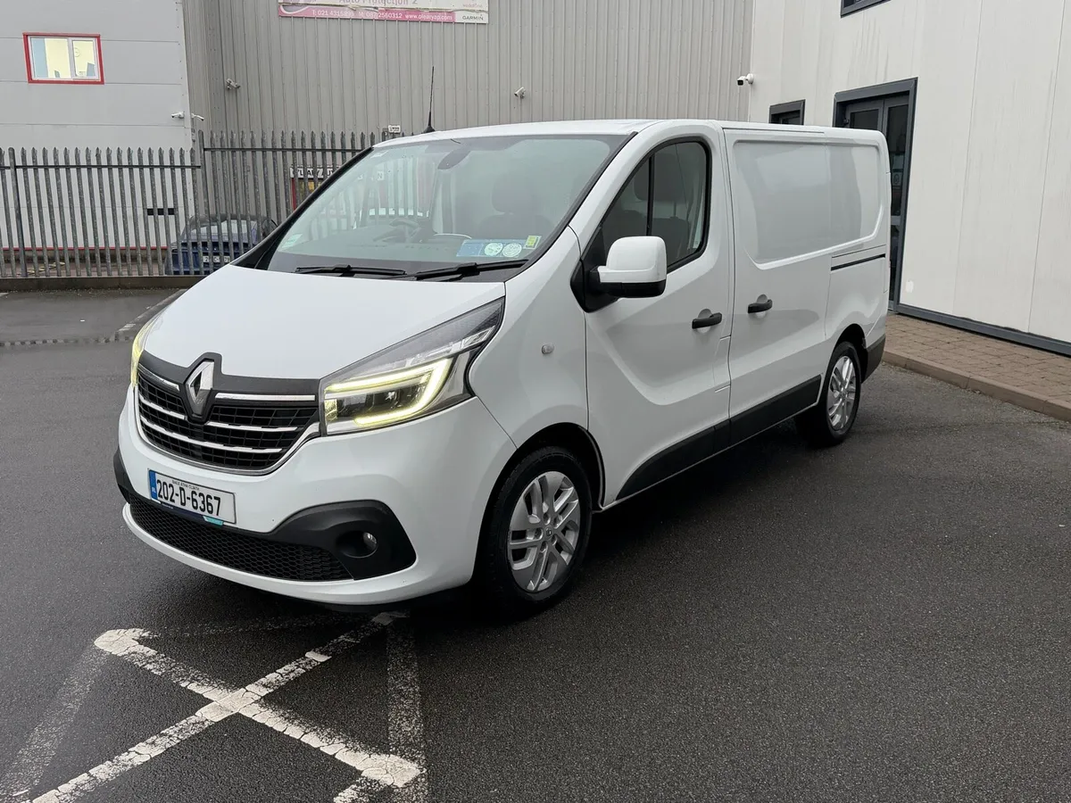 202 Renault traffic sport swb - Image 2