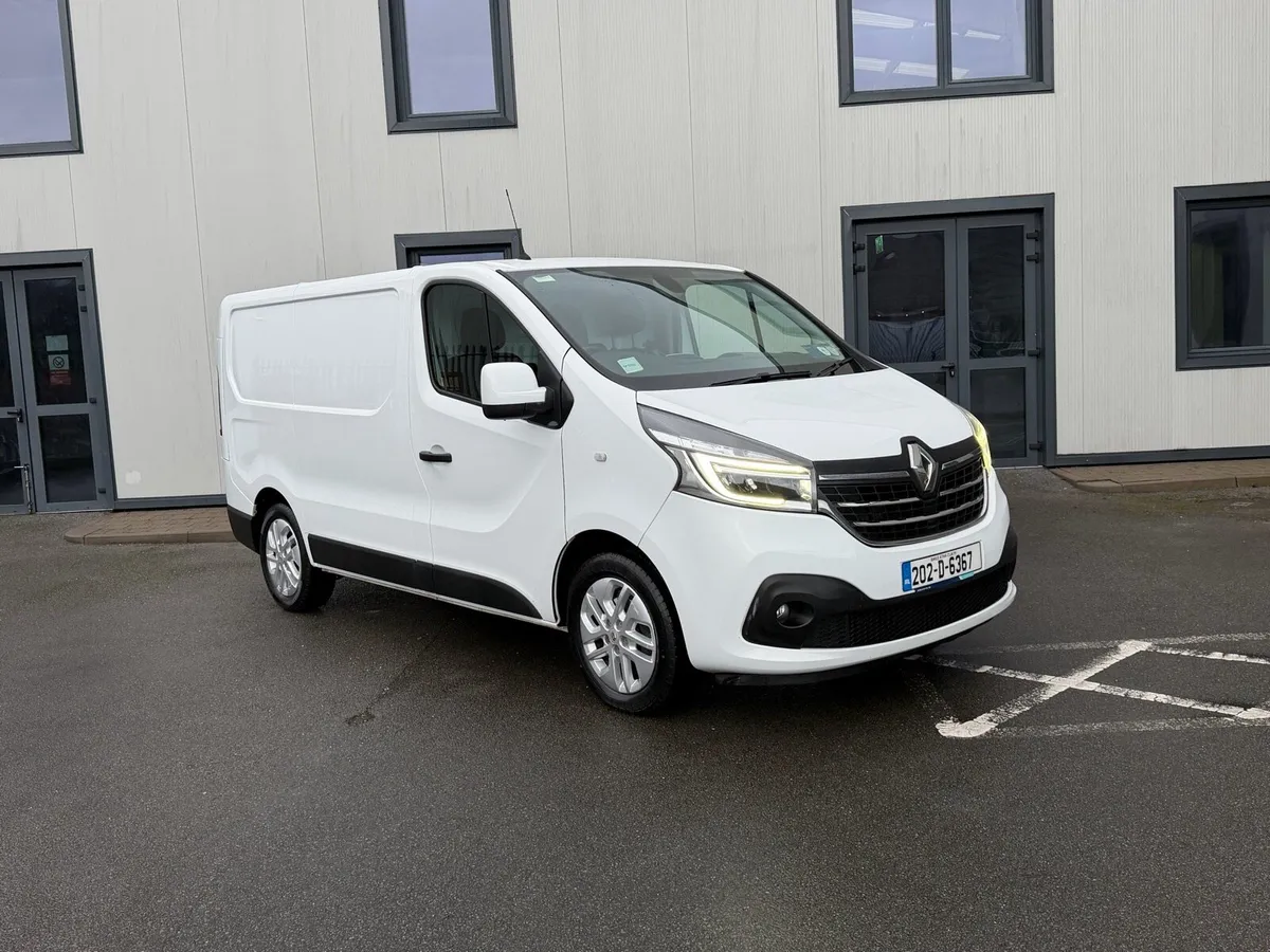 202 Renault traffic sport swb - Image 1