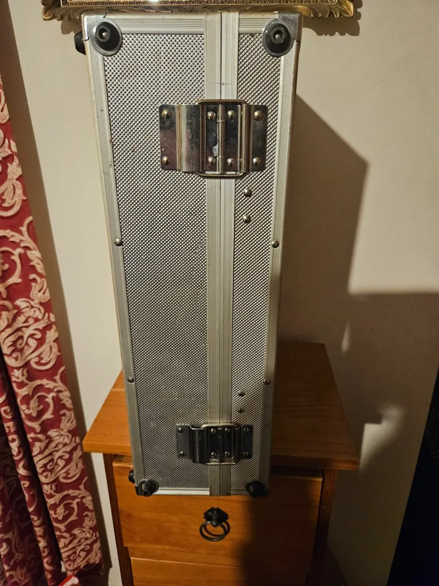 Brief Case Music Case - Image 4