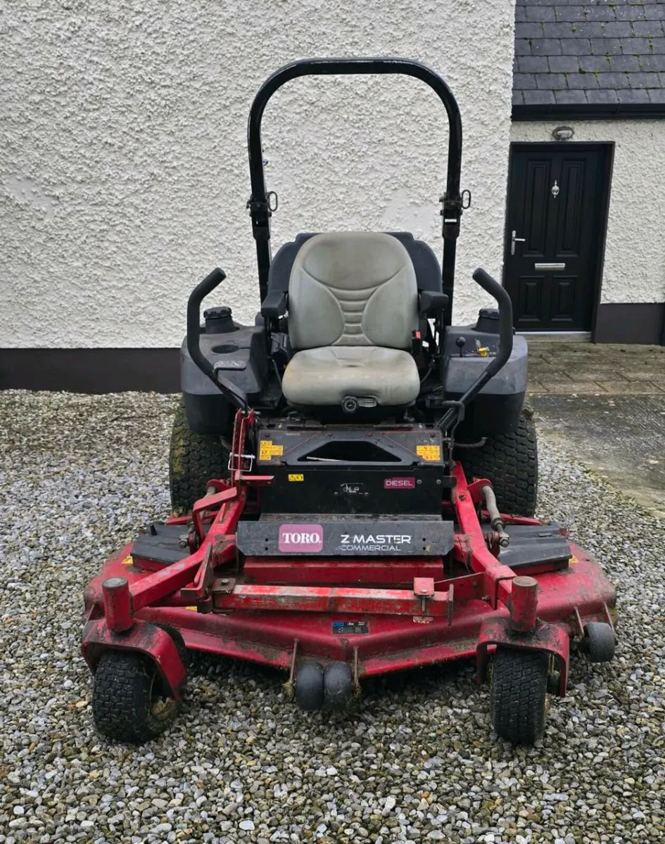 DIESEL ZERO TURN 62" - Image 1