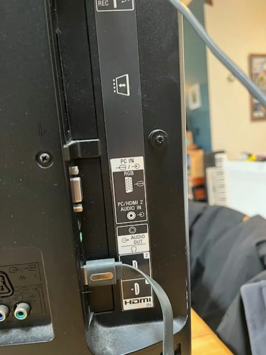 Sony TV 40 inch - Image 4