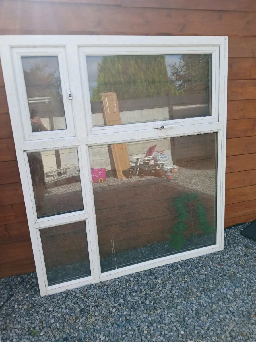 Window and door - Image 2