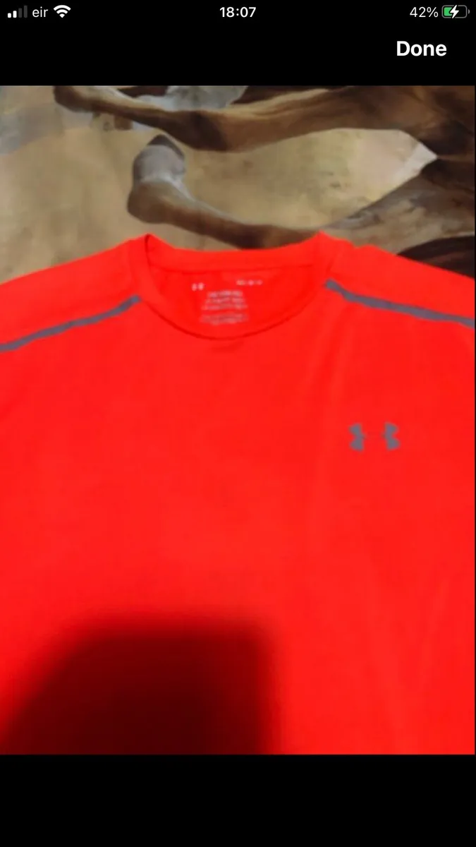 Mens under armour top size M €5 - Image 2