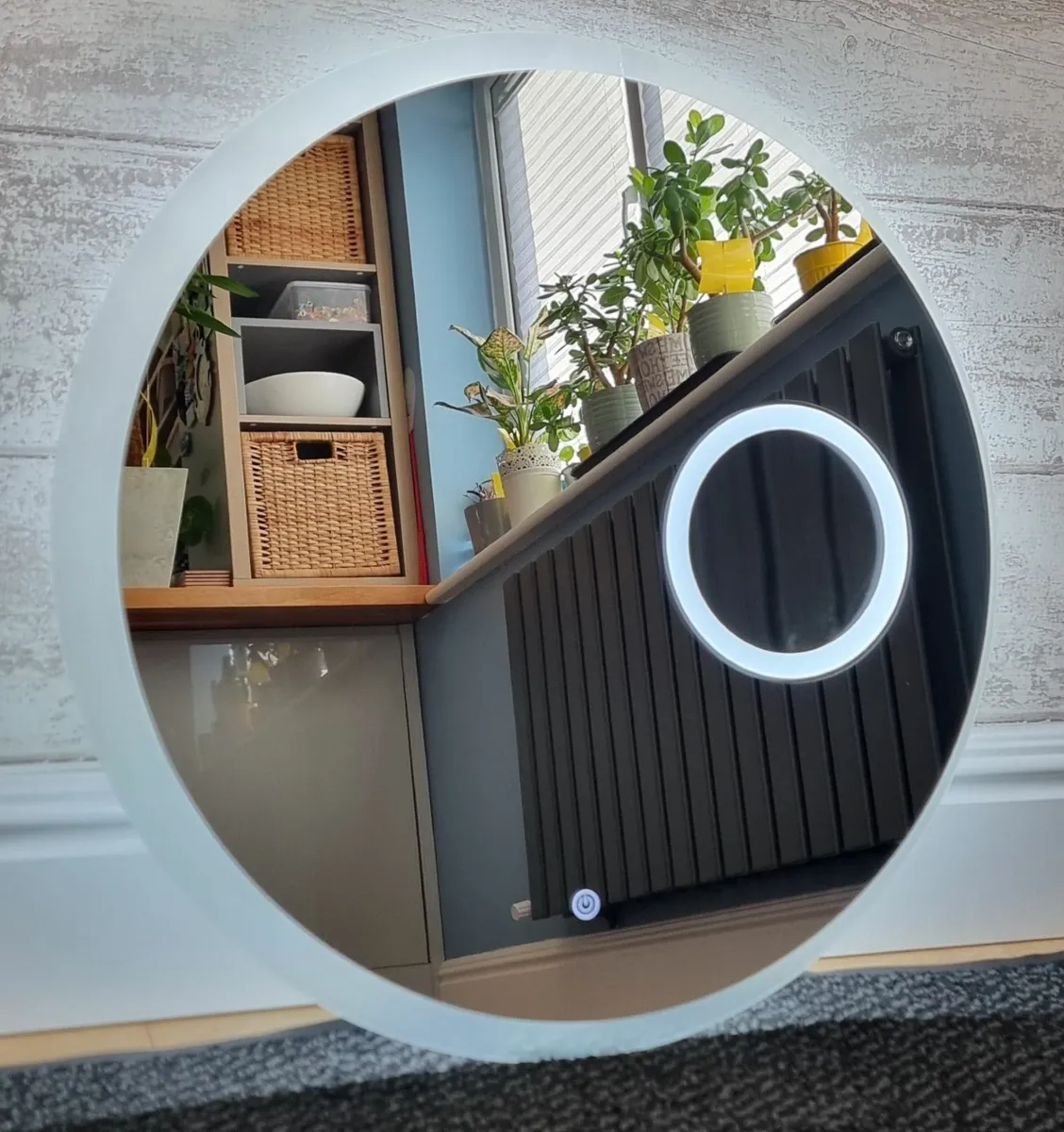 LED Bathroom Mirror Round Makeup Antifog 60cm - Image 2