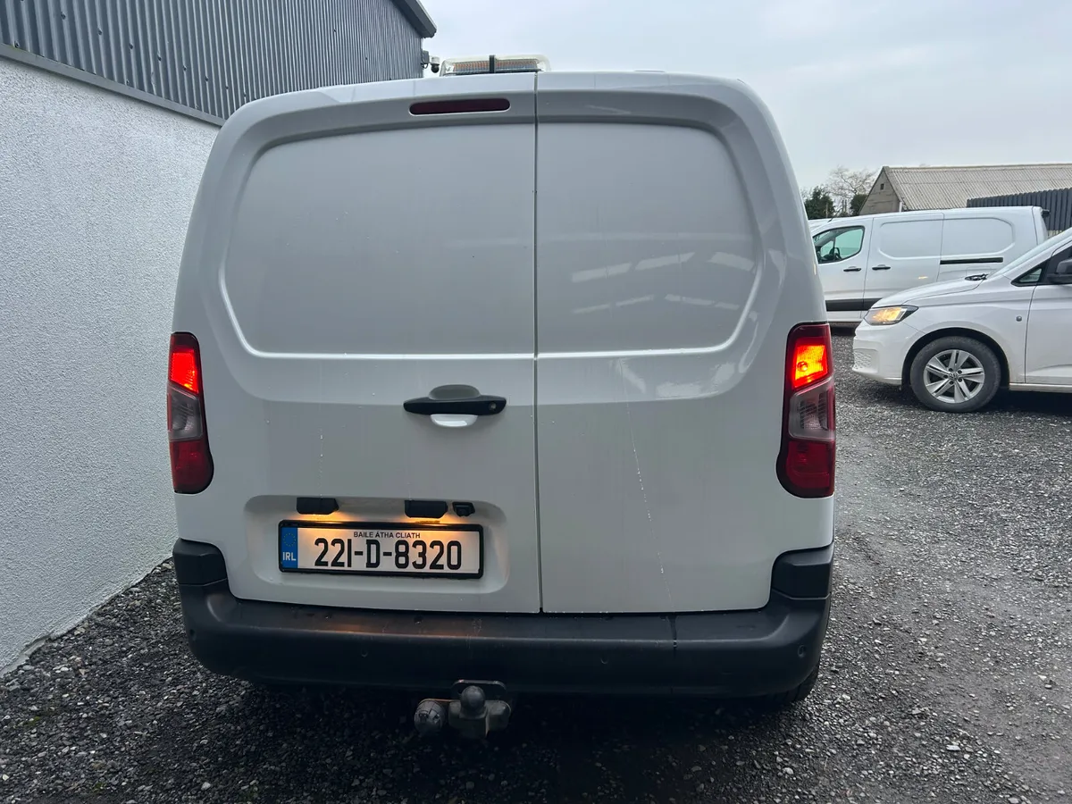 2022 Peugeot Partner ‘Professional €15950 Inc vat - Image 4