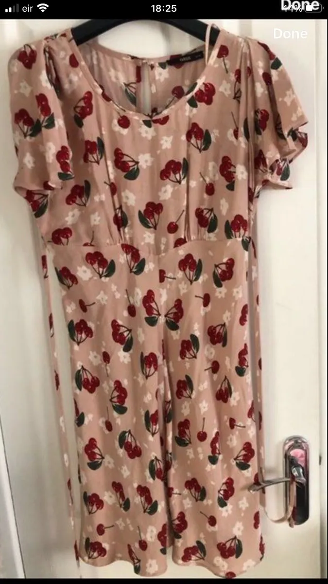 Ladies  stunning oasis dress size 10 €5 - Image 2