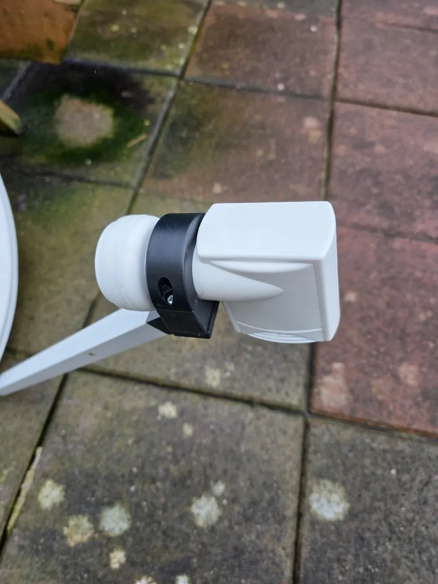 100 cm Satellite Dish-Bargain !!! - Image 3