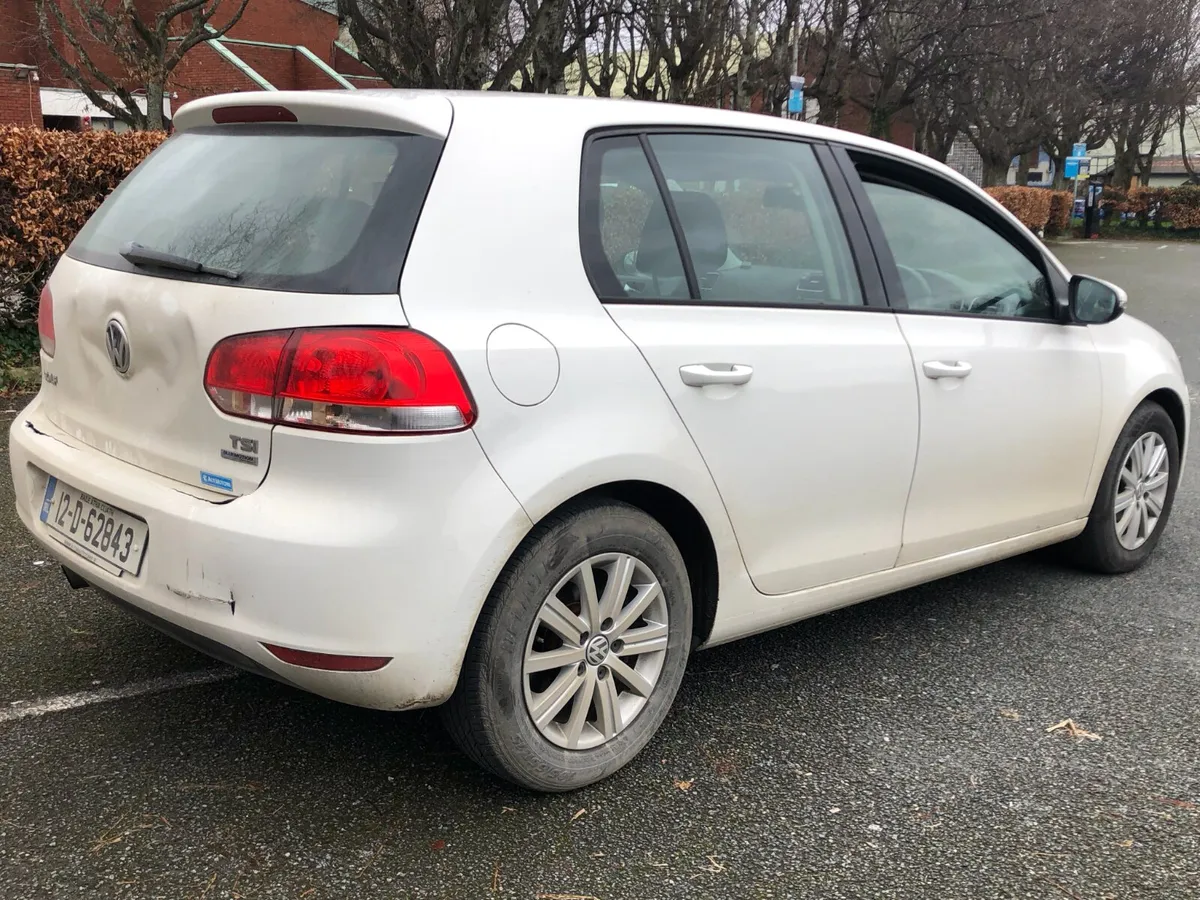 VW Golf 2012 1.2TSI,AUTOMATIC,LIGHT DAMAGE,LOW  KM - Image 4
