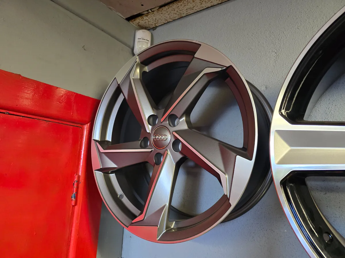 **Special** 18" Audi TTRS Twists