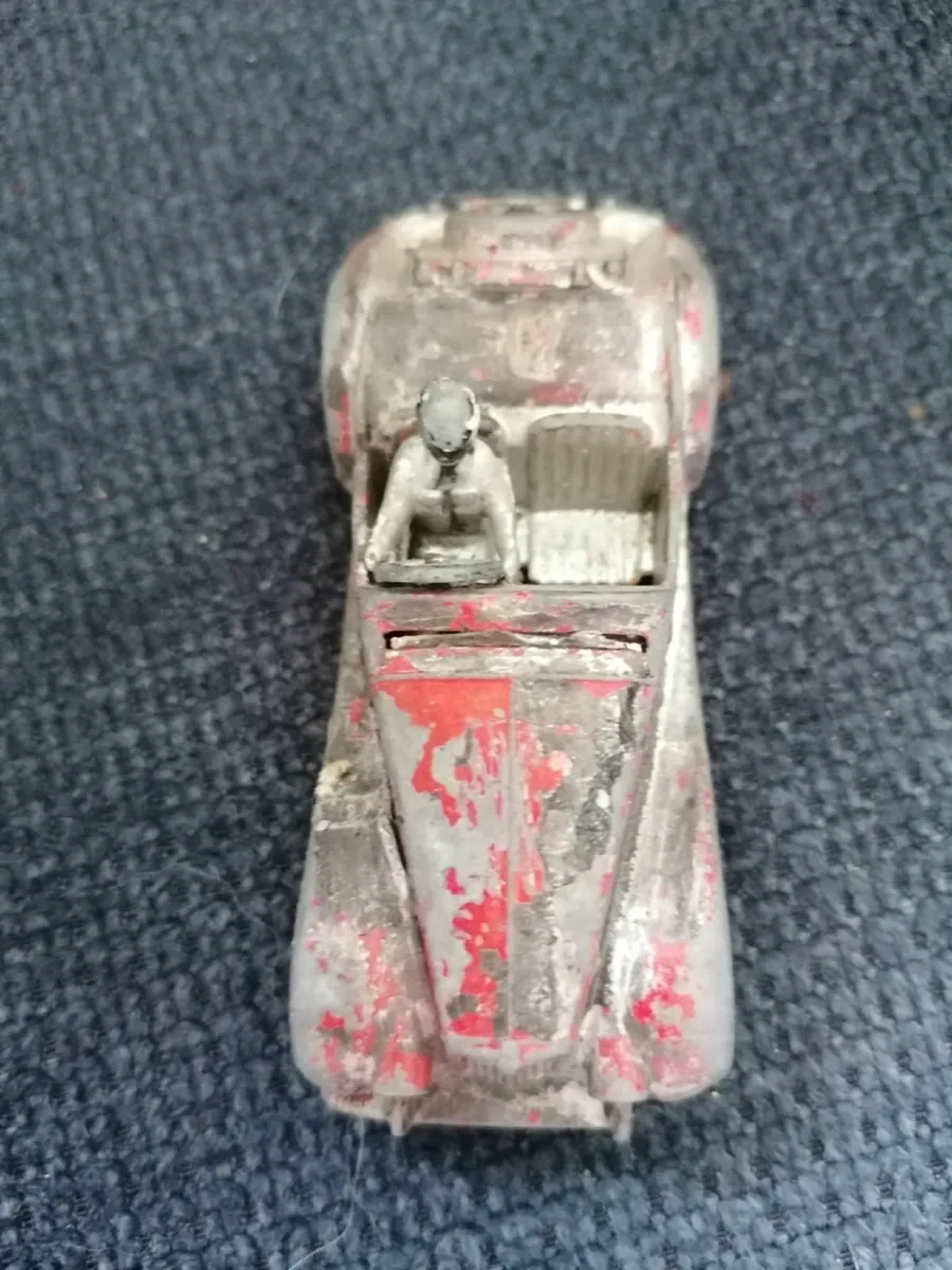 Dinky MG Midget 108 Collectable Car - Image 4