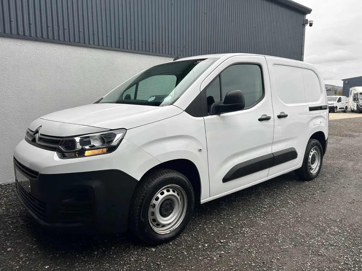 2021 Citroen Berlingo - 28’000 kms!! - Image 1