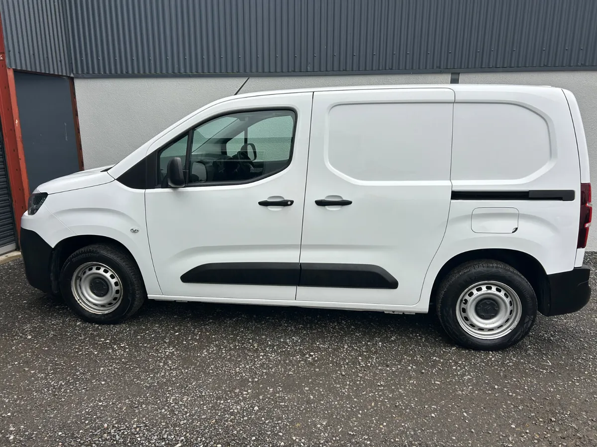 2021 Citroen Berlingo - 28’000 kms!! - Image 2