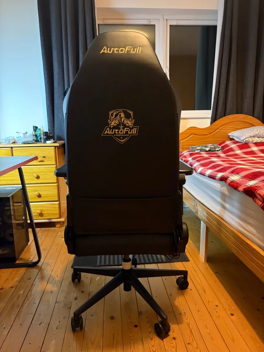 AutoFull M6 Ultra Gaming Chair - Image 3