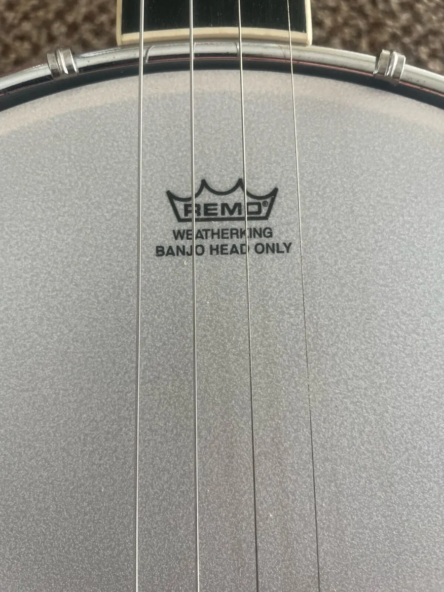 Barnes & Mullins Irish 19 fret Tenor Banjo - Image 4