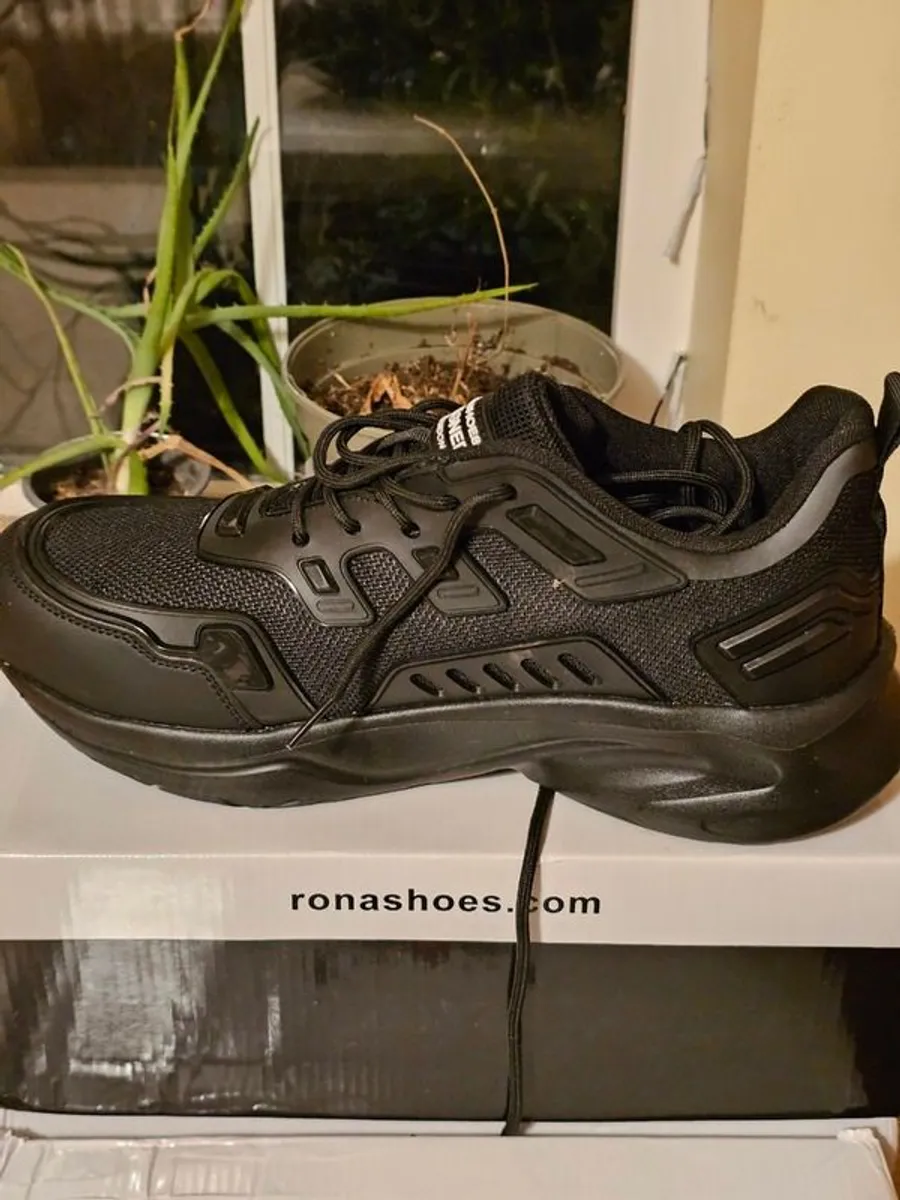 Safety shoes for sale - Image 2