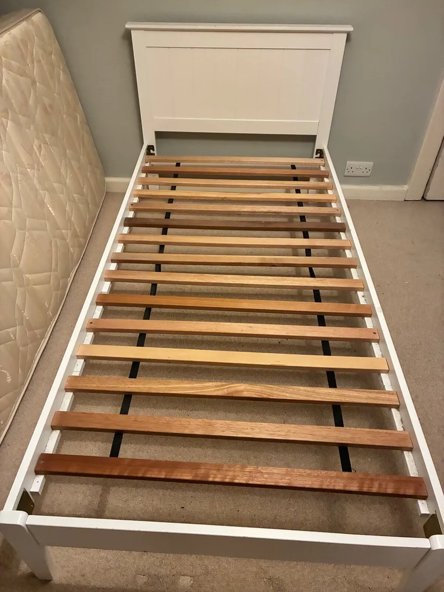 Single bed & mattress - Image 2