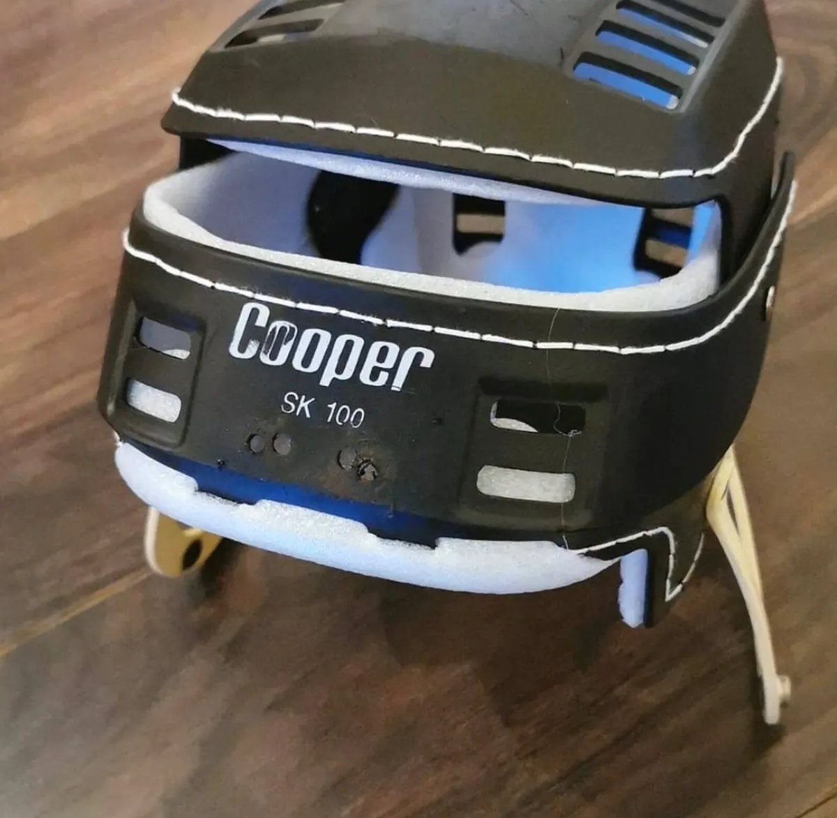 Cooper helmet (Read add)