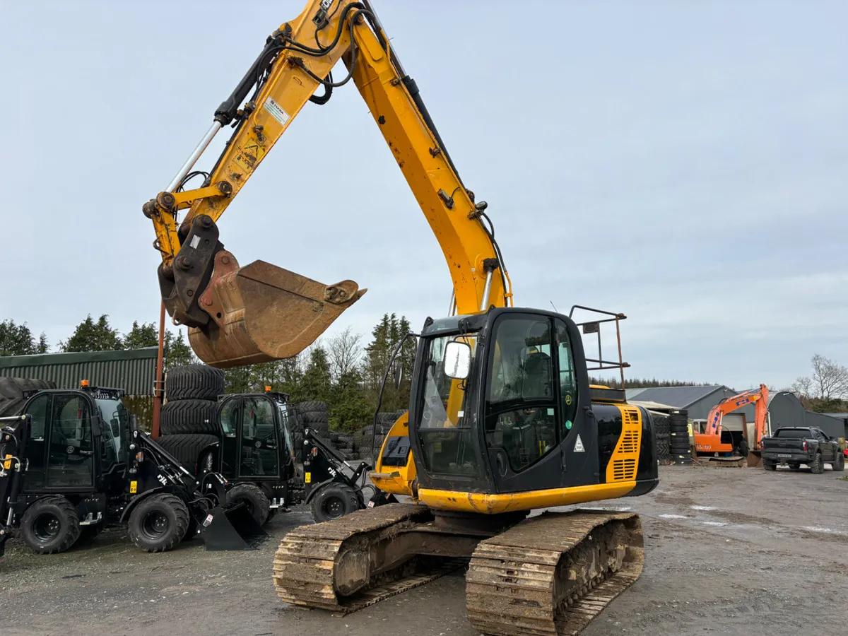 Jcb js130 - Image 2