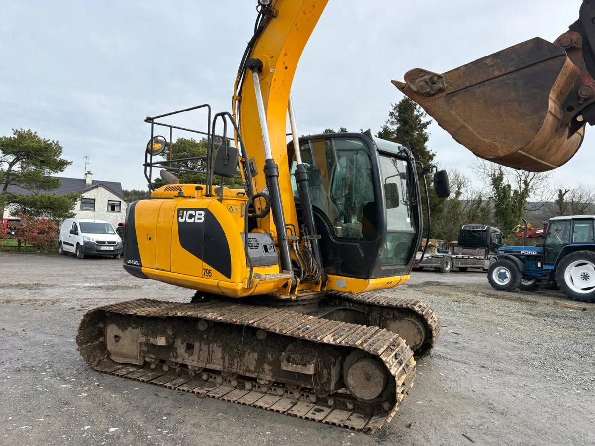 Jcb js130 - Image 3
