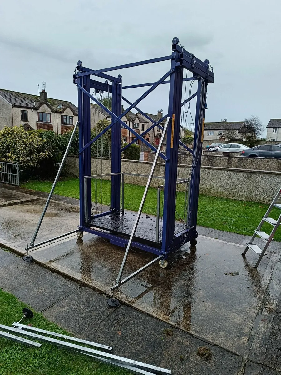 Electric Scaffolding Lift – 6m Height – Fully Test - Image 3
