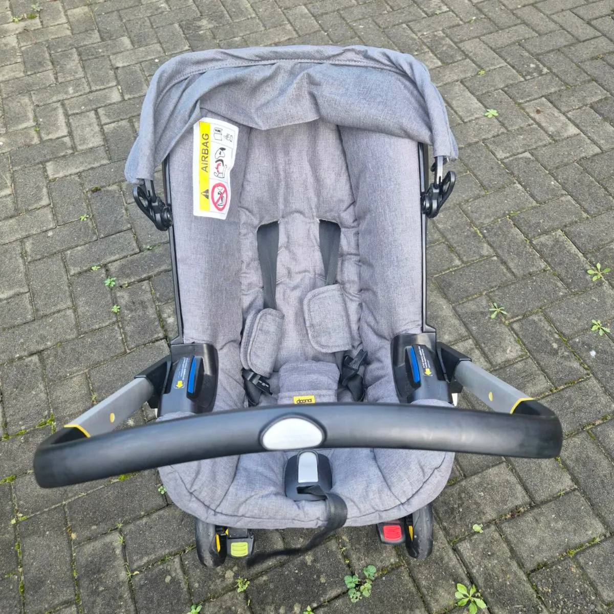 Doona Car Seat + Isofix  + Base - Image 4