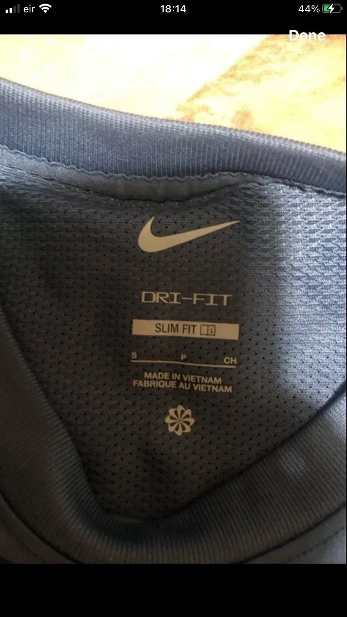 Mens Nike teeshirt size S €5 - Image 3