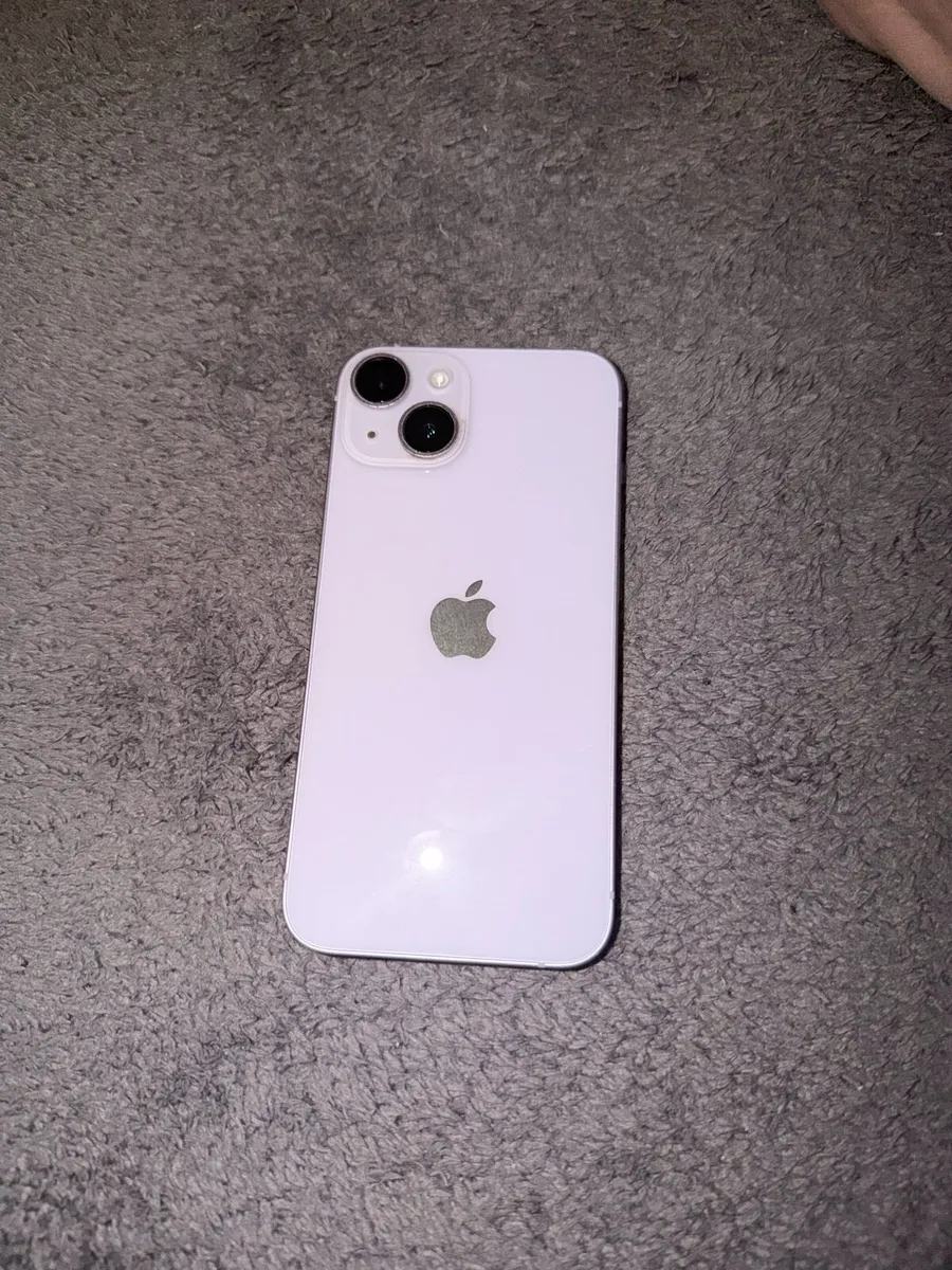 iPhone 14 - Image 2