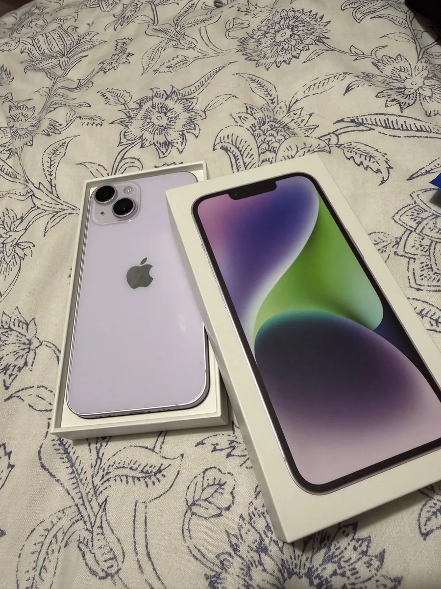 iPhone 14 - Image 1