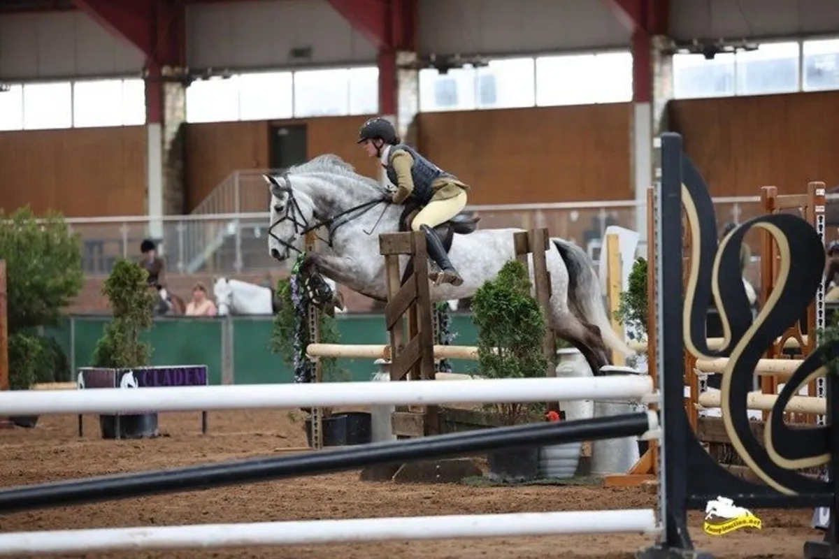 143 Connemara - Image 1