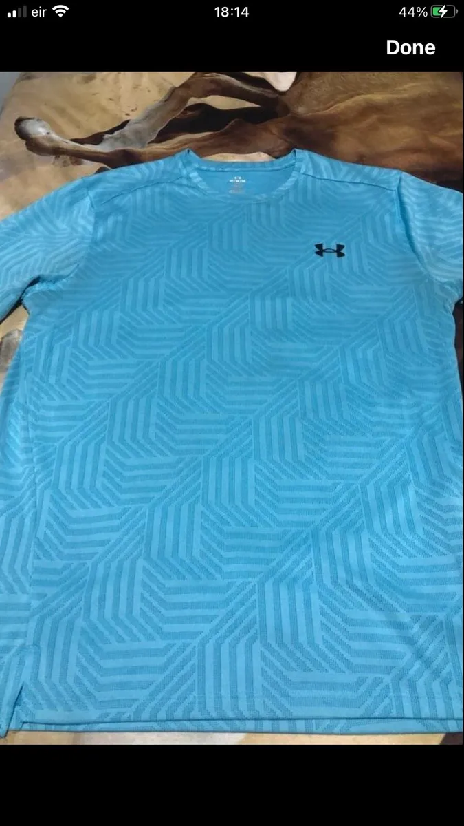 Mens under armour teeshirt size M €5 - Image 1