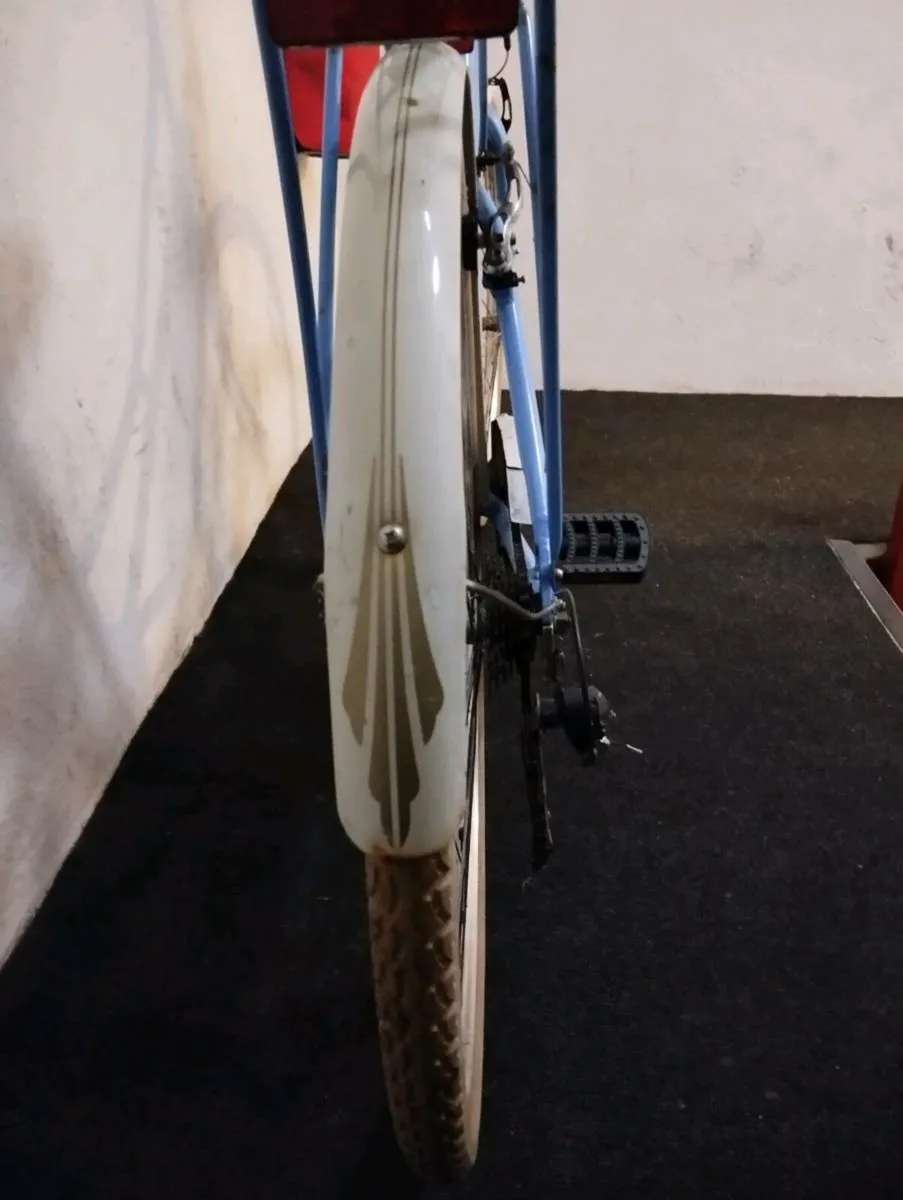 Ladies 28inch hybrid - Image 4