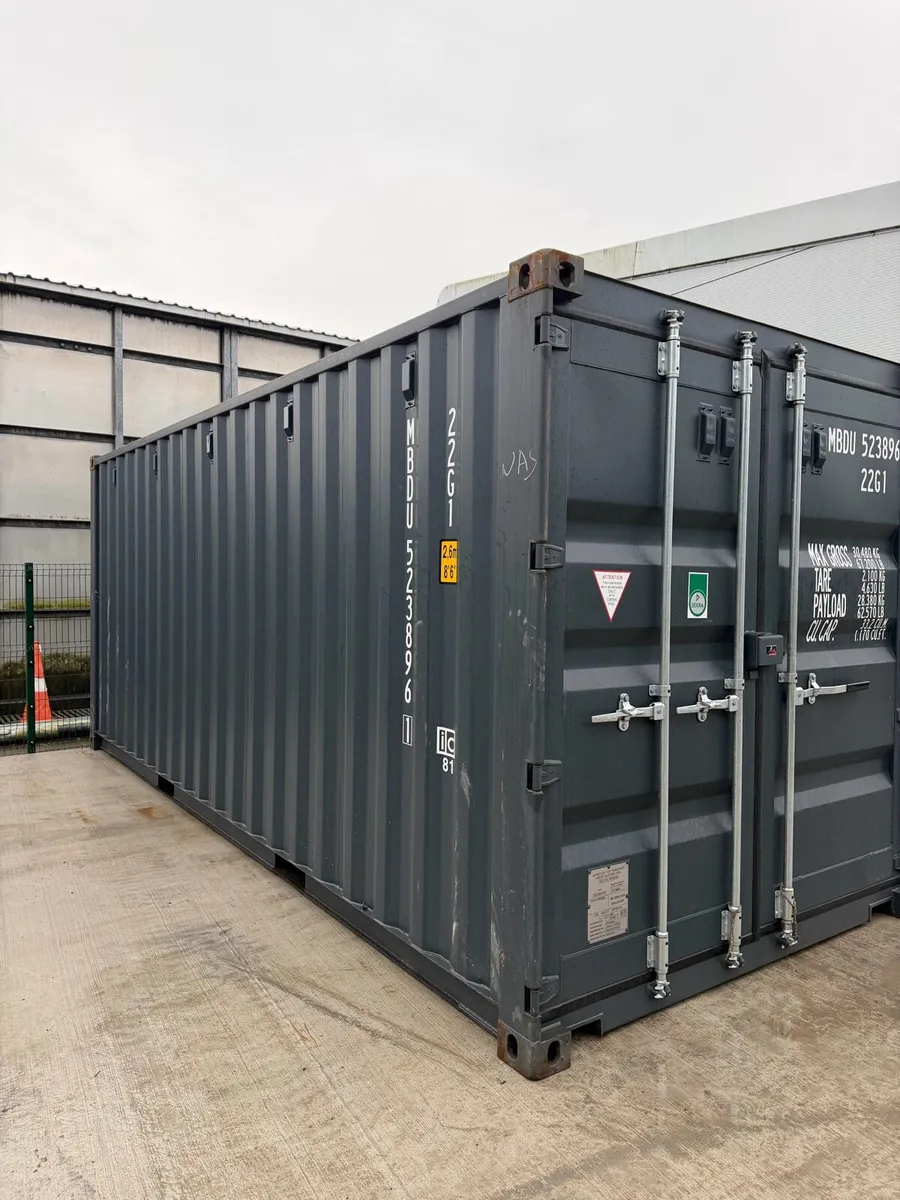 20ft and 40ft containers - Image 3