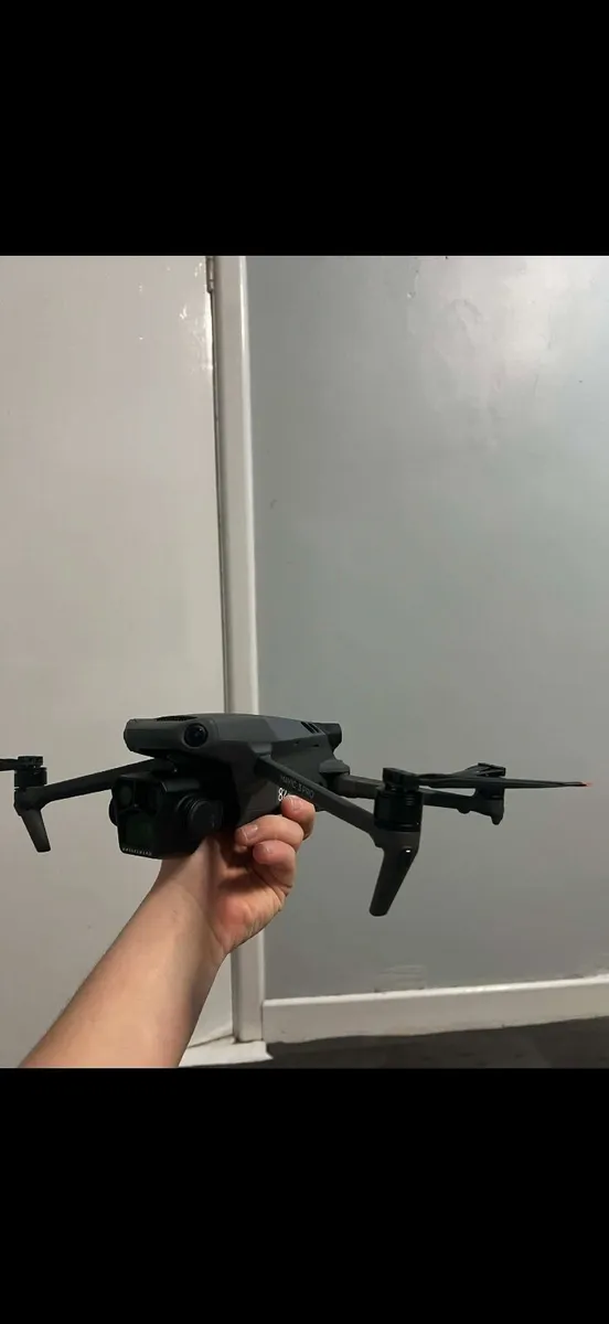 DJ mavic 3 pro - Image 2