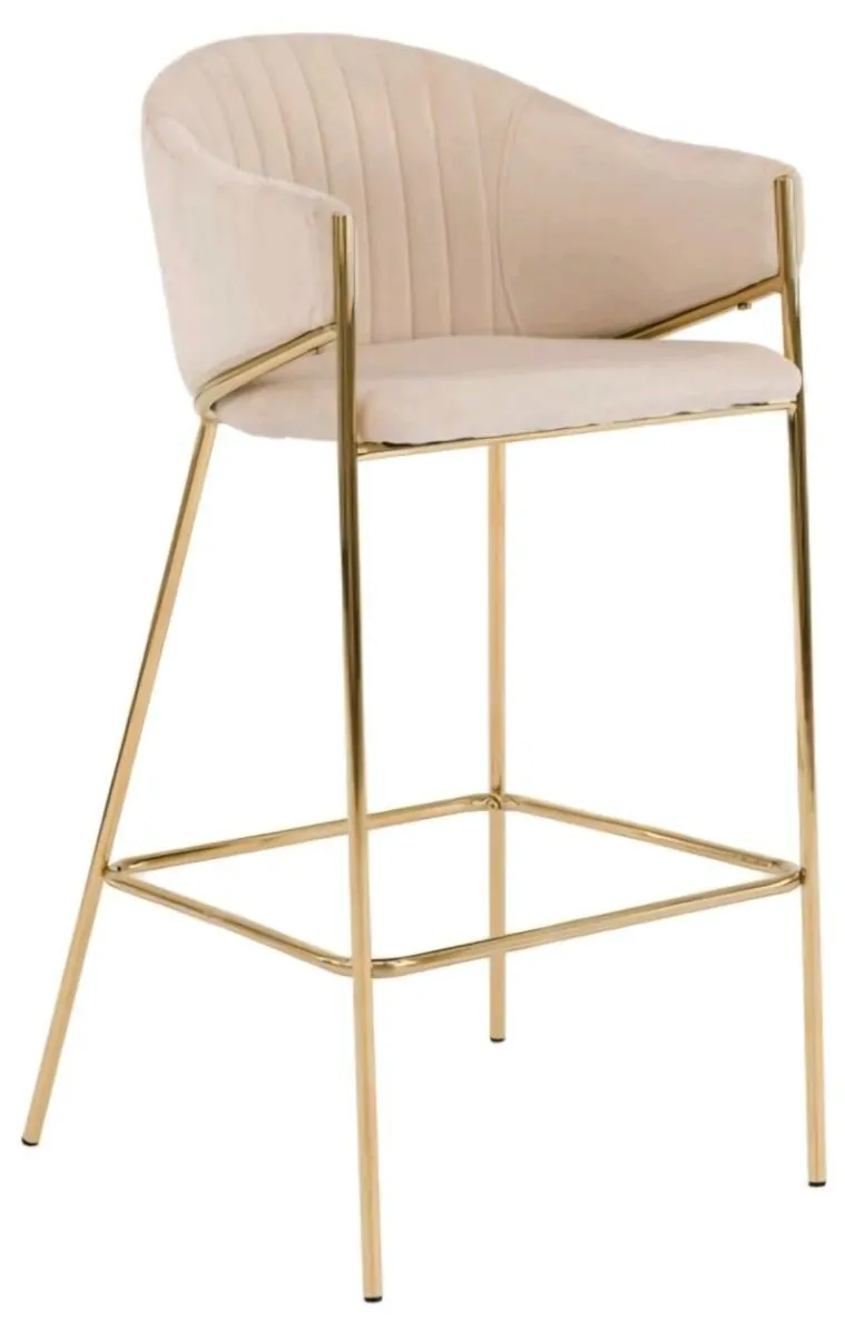 High stools - Image 1