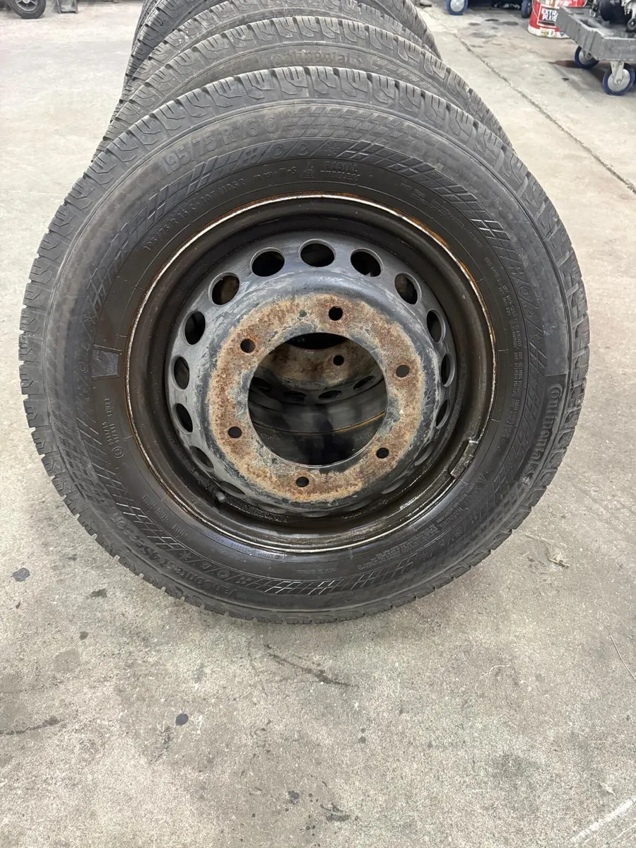 Mercedes Sprinter Twin Rear Axle Wheels & Tyres - Image 1