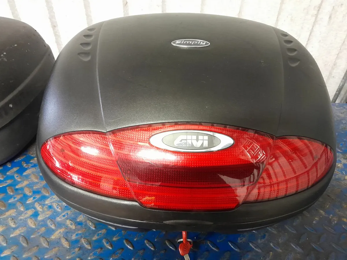 Top Boxes & XJ 900 & Helmet & Tall Seat - Image 1