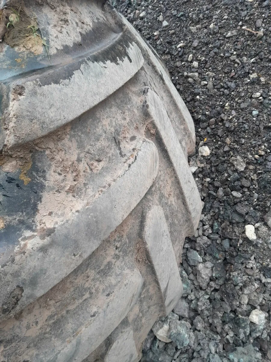 540 65 r28 - Image 3