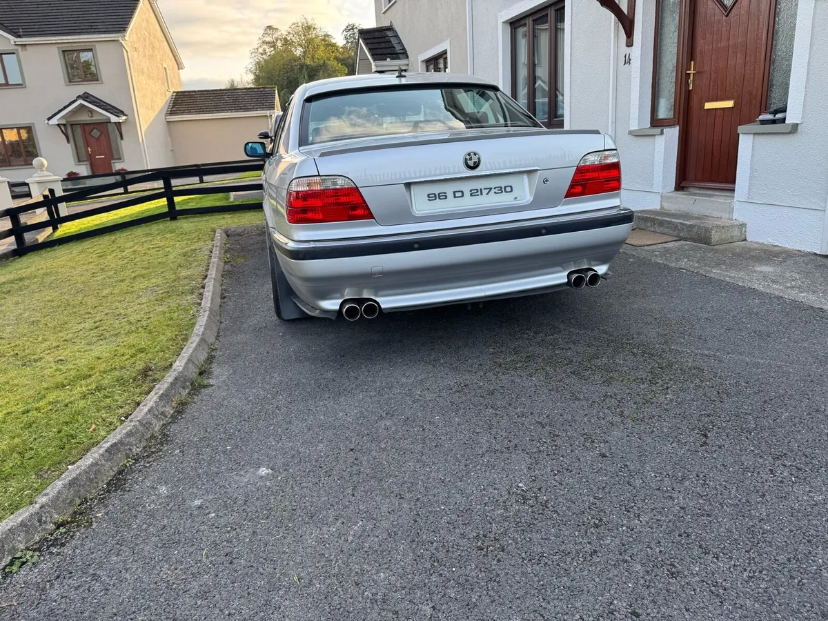 Bmw 735i V8 - Image 4