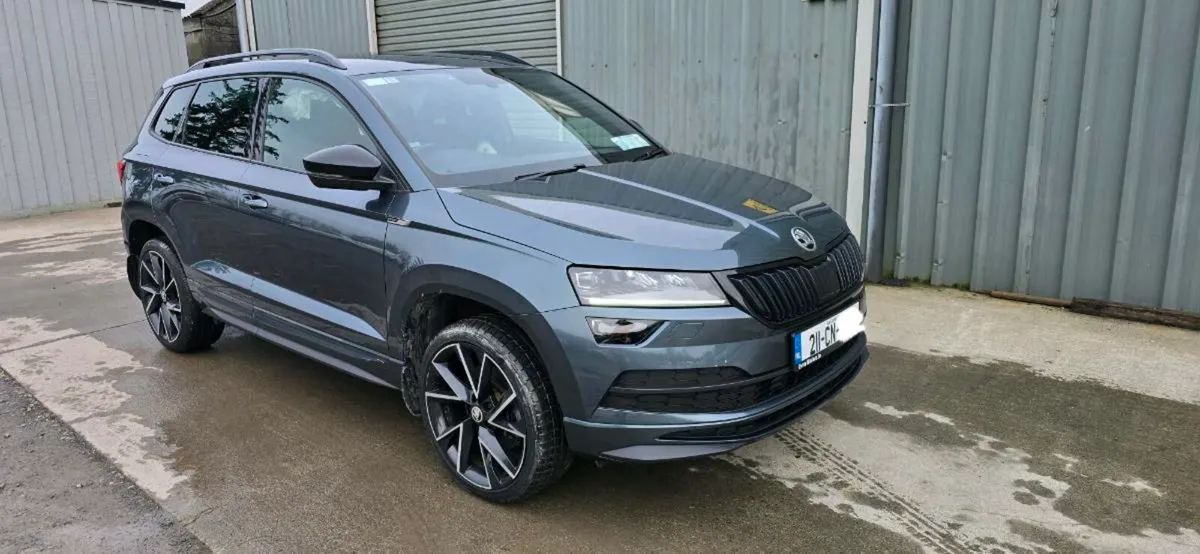 211 SKODA KAROQ SPORTLINE - Image 1