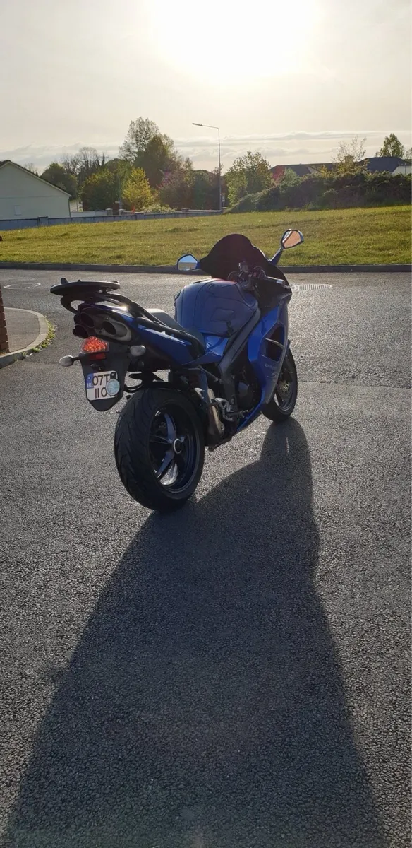 Triumph Sprint 1050 GT - Image 2