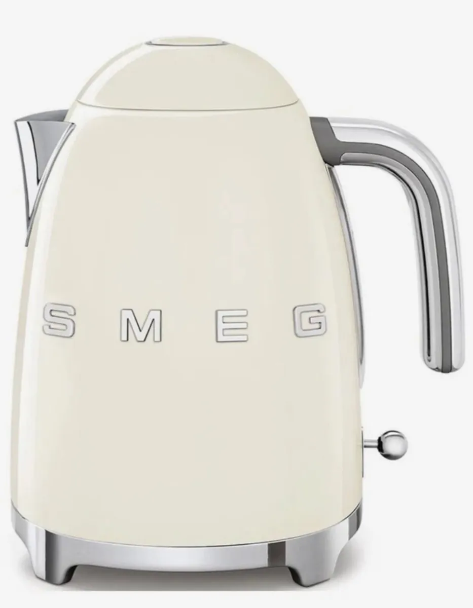 SMEG electric kettle brand new in box - Image 1