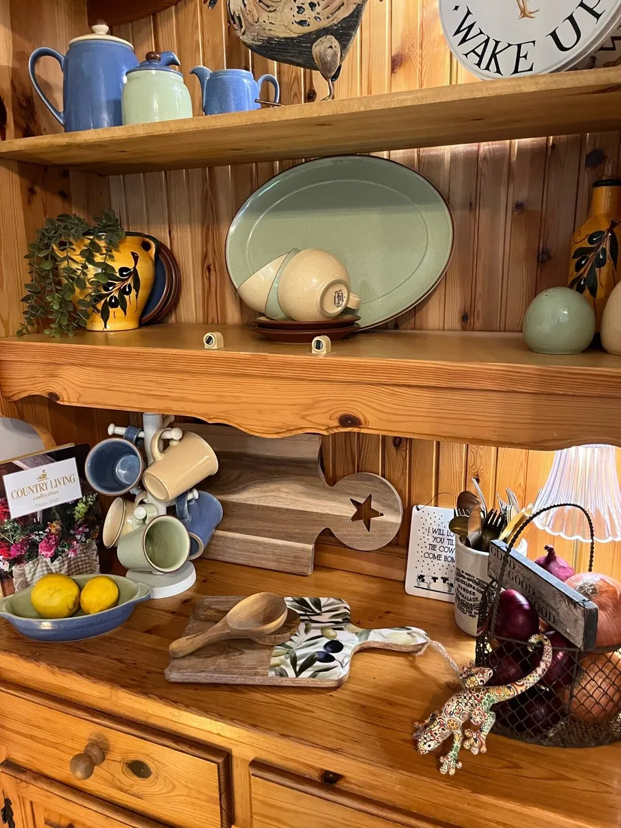 Dresser / storage unit / press - Image 3