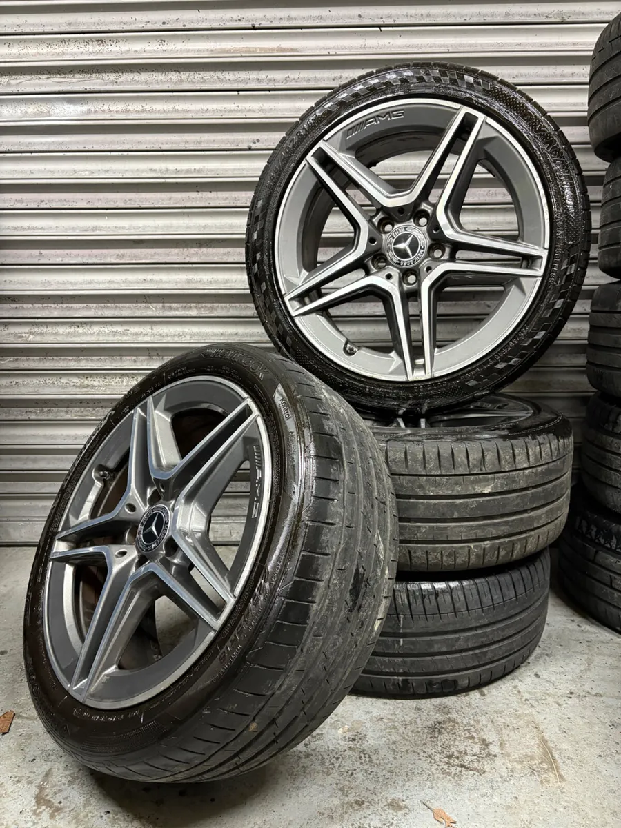 Mercedes C-Class AMG 18” Alloys - Image 1