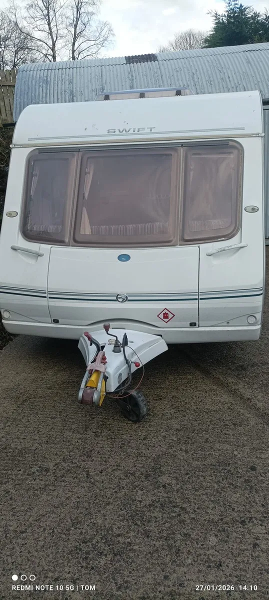 2/3 Berth Caravan - Image 2