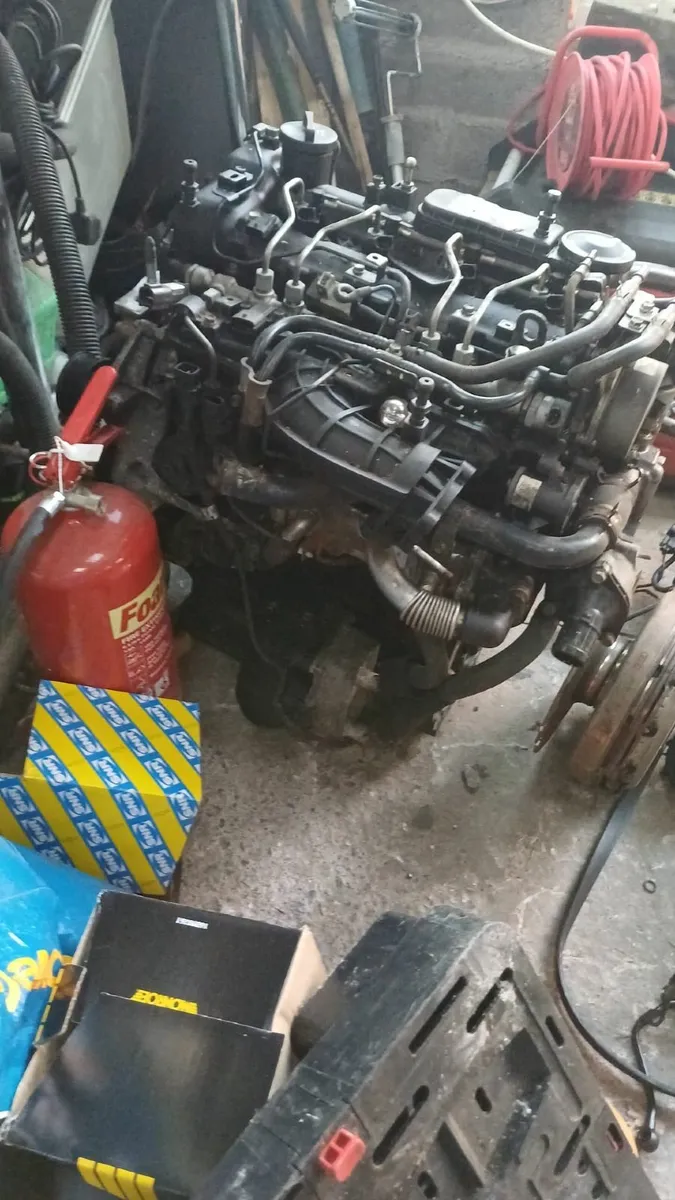 2015 Sante Fe Complete Engine - Image 1