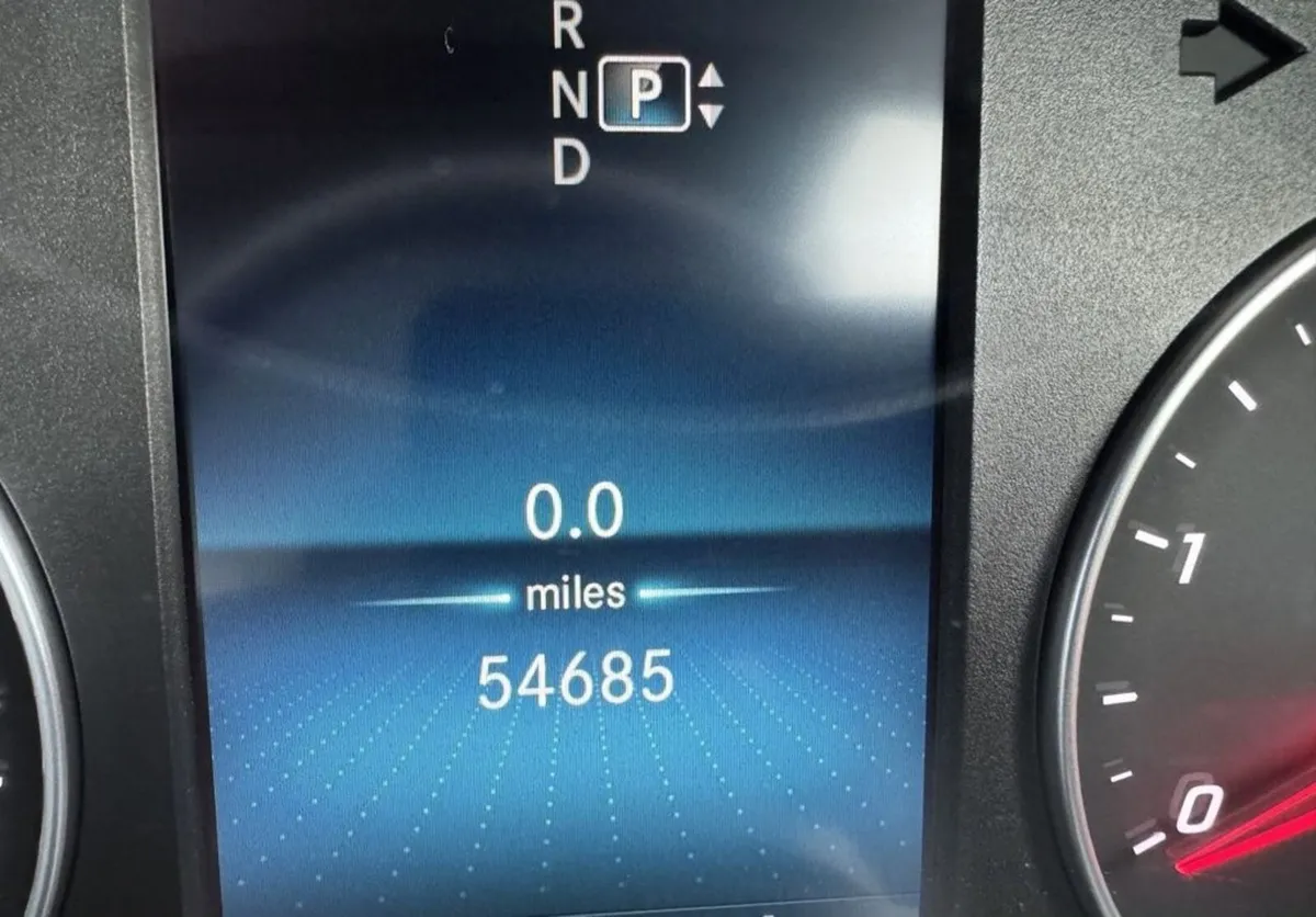 2021 Mercedes-Benz Sprinter Curtainsider Van - Image 3