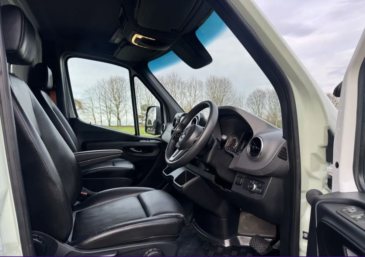 2021 Mercedes-Benz Sprinter Curtainsider Van - Image 4