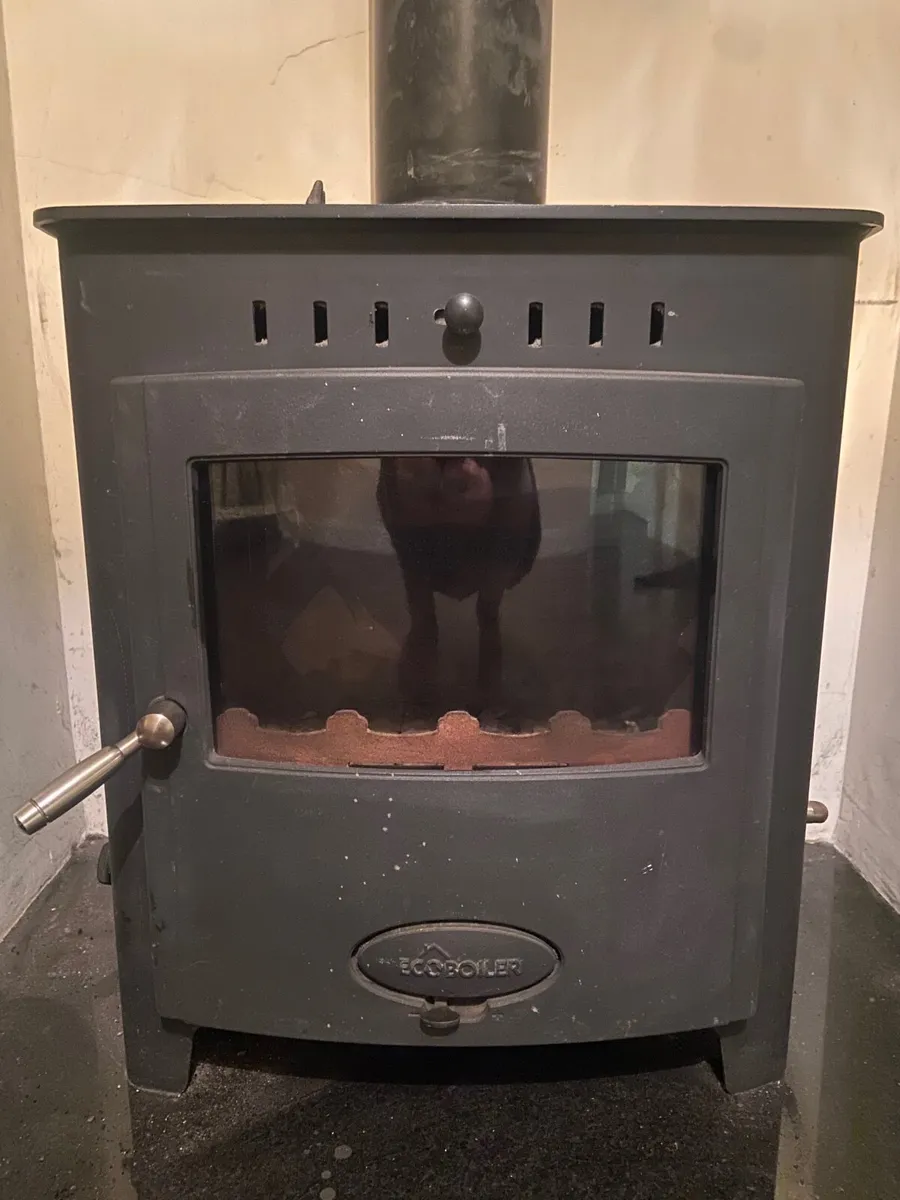 Stove - Stratford EB 20 with back boiler . - Image 1